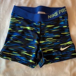 Nike pros shorts